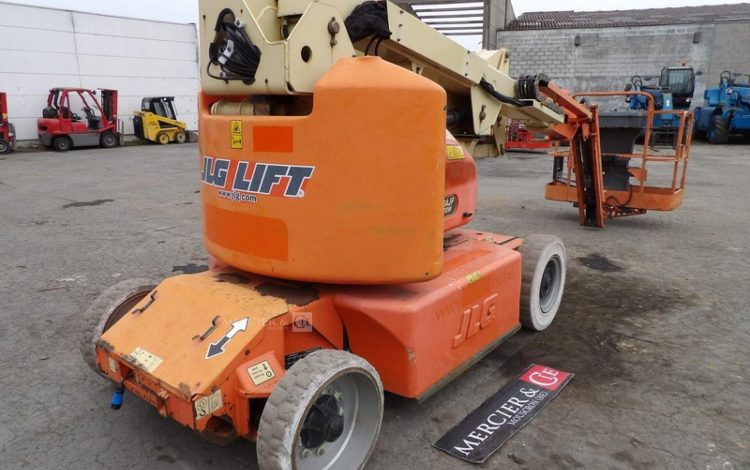 JLG E400AJPN  LE400AJP