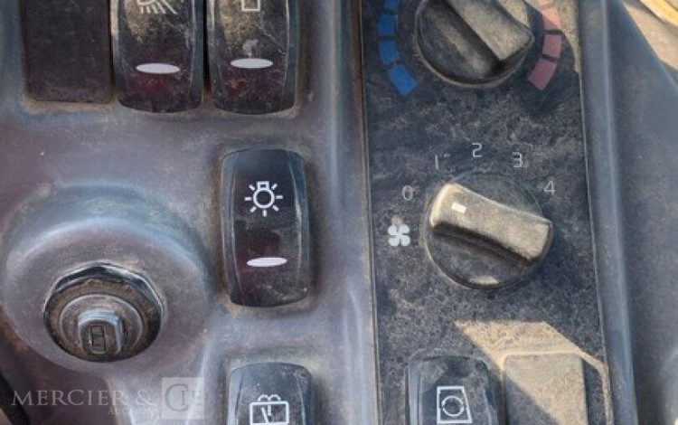 VOLVO L25F  KUB010383