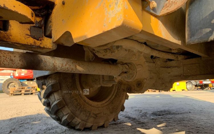 VOLVO L25F  KUB010383
