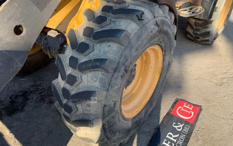 VOLVO L25F  KUB010383
