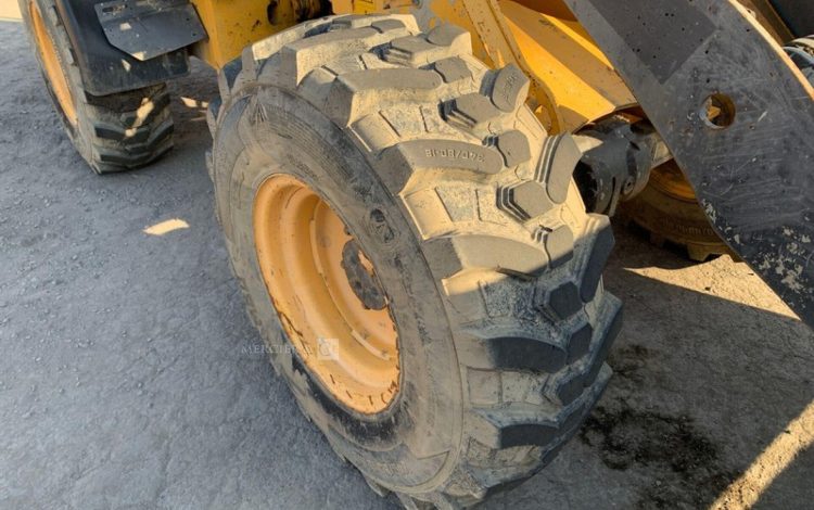 VOLVO L25F  KUB010383