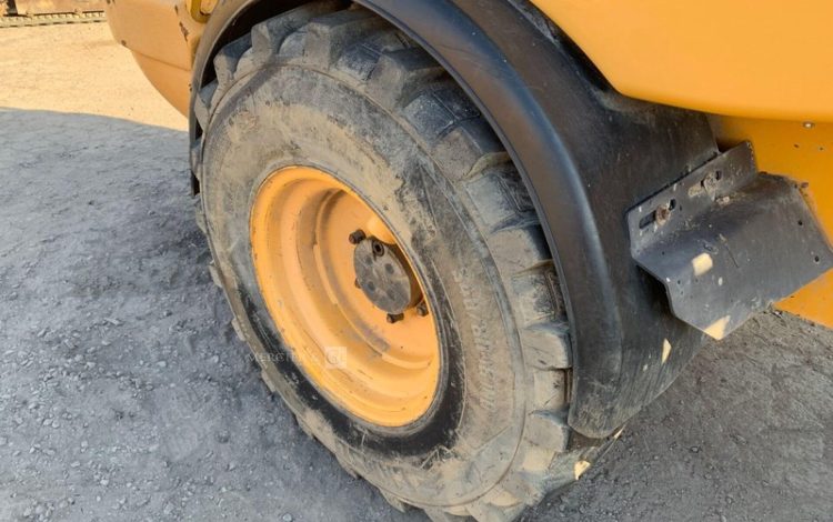 VOLVO L25F  KUB010383