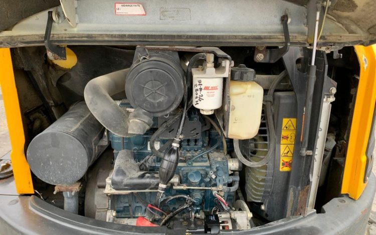 BOBCAT E35  PEL010244