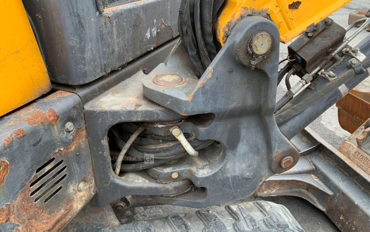 BOBCAT E35  PEL010244