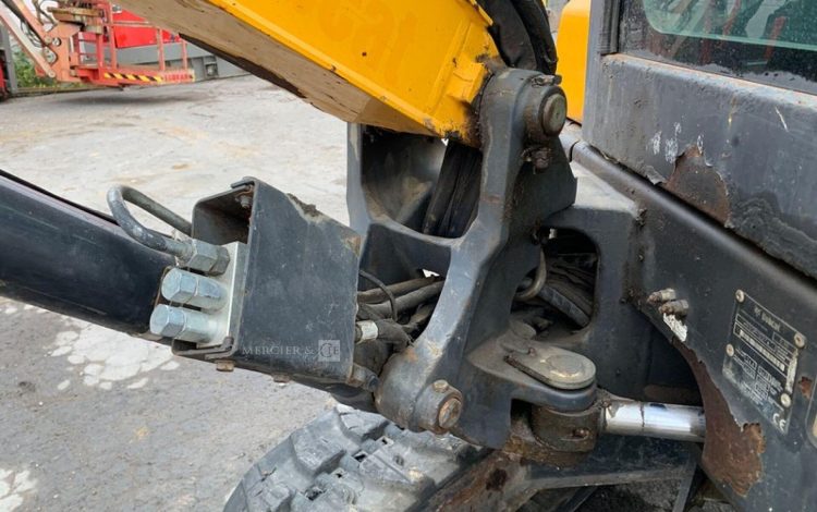 BOBCAT E35  PEL010244