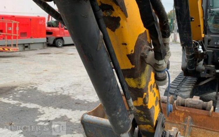 BOBCAT E35  PEL010244