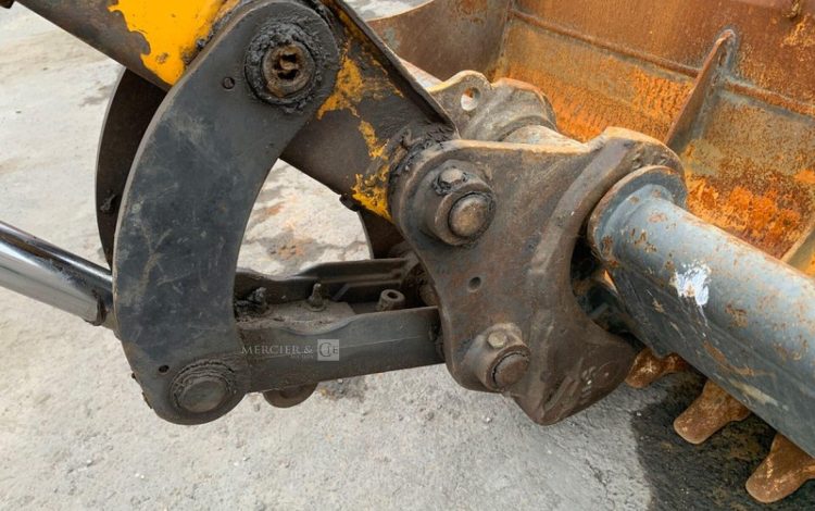 BOBCAT E35  PEL010244