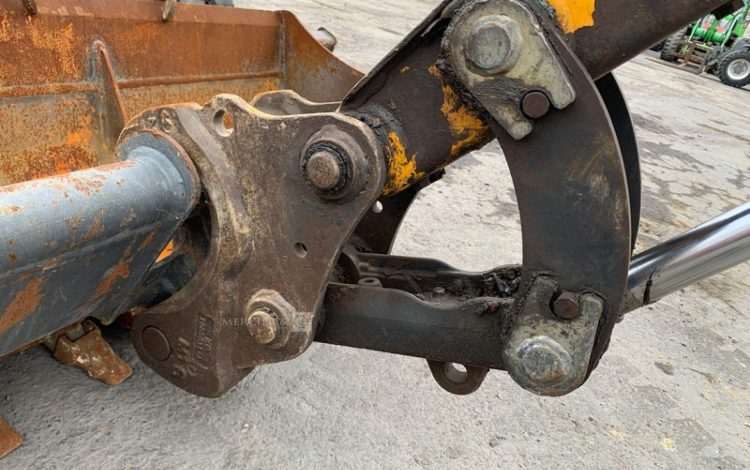 BOBCAT E35  PEL010244