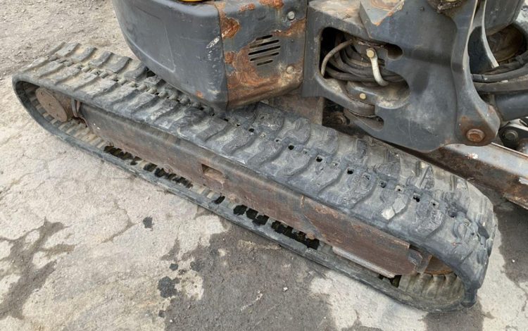 BOBCAT E35  PEL010244