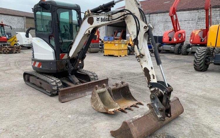 BOBCAT E26***EM  PEL746020