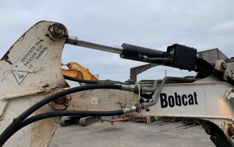 BOBCAT E26***EM  PEL746020