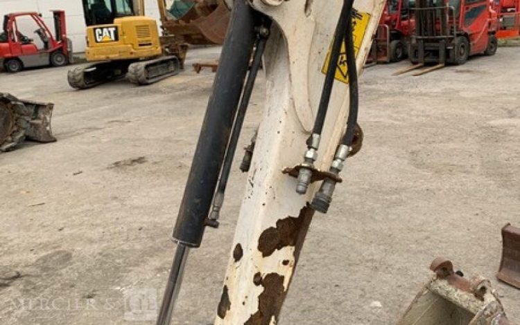 BOBCAT E26***EM  PEL746020