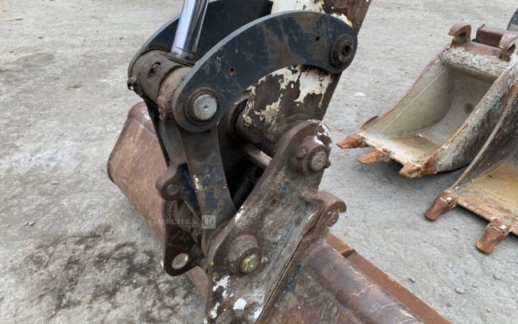 BOBCAT E26***EM  PEL746020