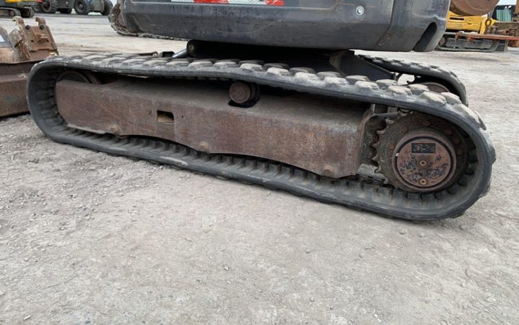 BOBCAT E26***EM  PEL746020