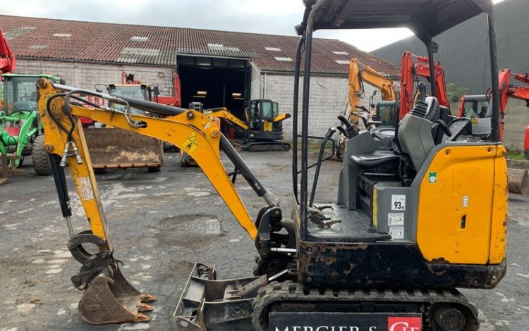 BOBCAT E17  PEL010286