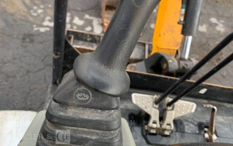 BOBCAT E17  PEL010286