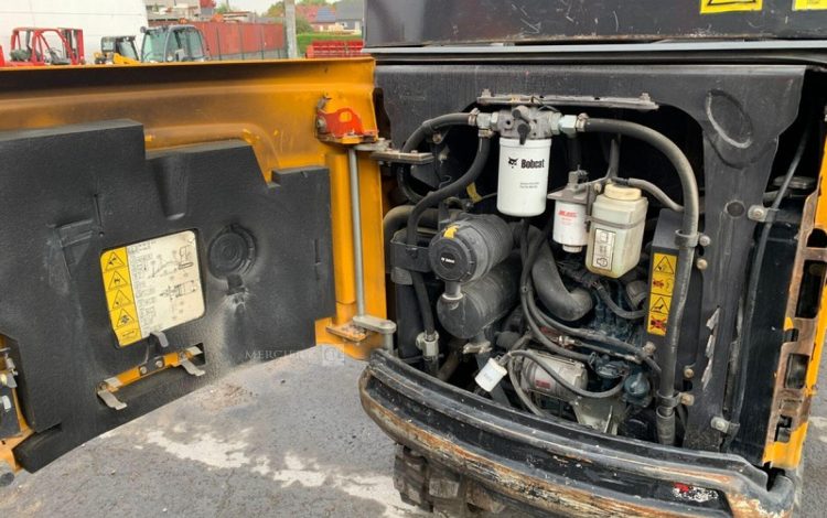 BOBCAT E17  PEL010286