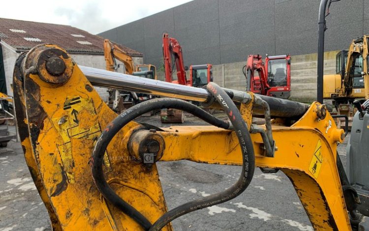 BOBCAT E17  PEL010286