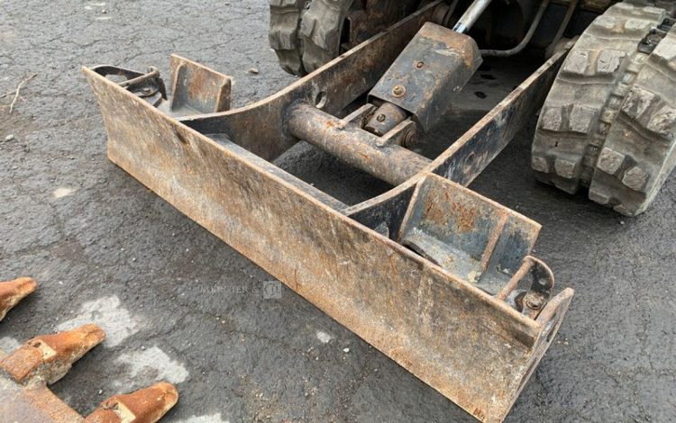 BOBCAT E17  PEL010286