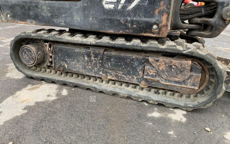 BOBCAT E17  PEL010286