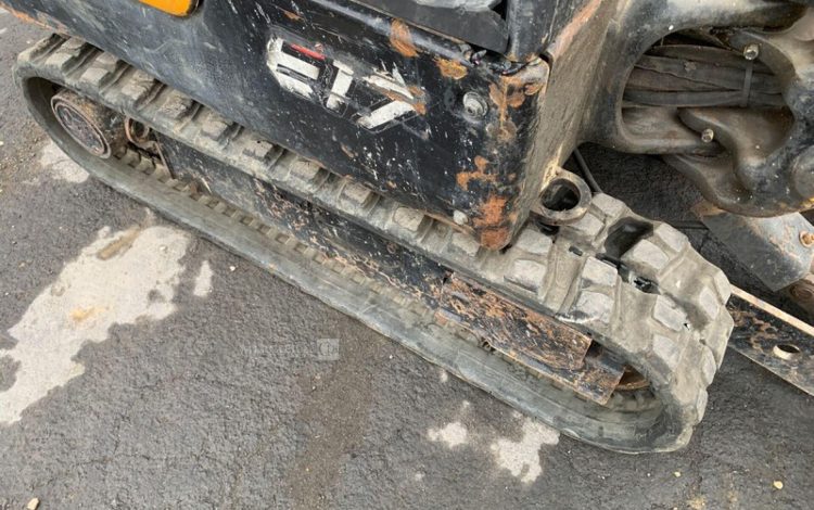 BOBCAT E17  PEL010286