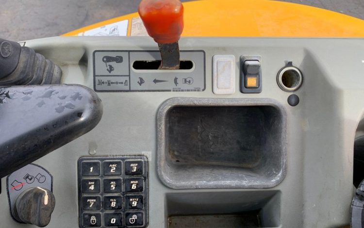 BOBCAT E26***EM  PEL010470