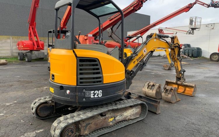 BOBCAT E26***EM  PEL010470