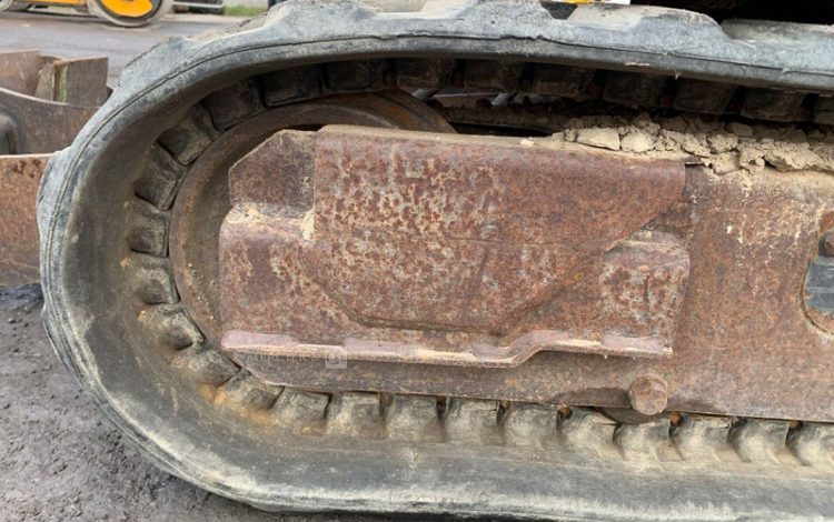 BOBCAT E17  PEL010042