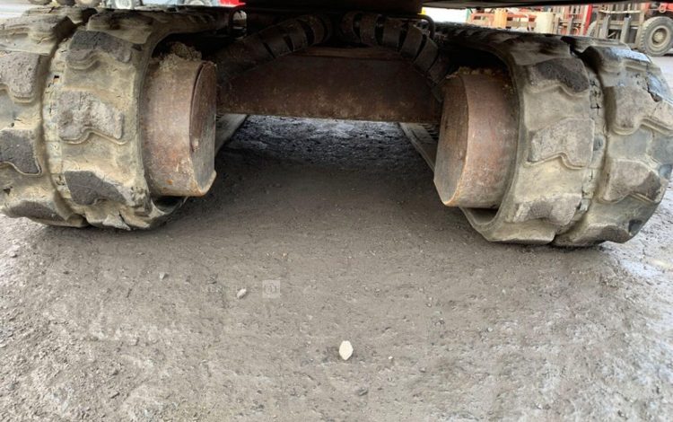 BOBCAT E17  PEL010042