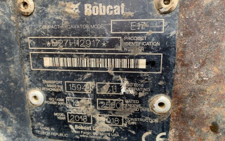 BOBCAT E17  PEL010042