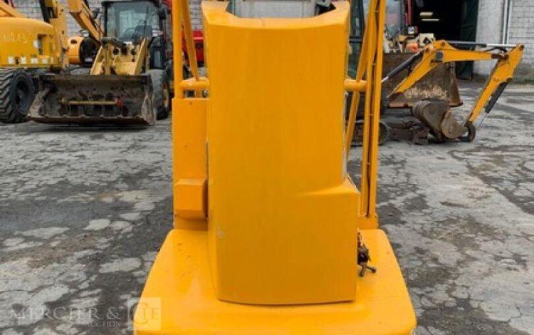 JLG TOUCAN JUNIOR 8B  ELE010155
