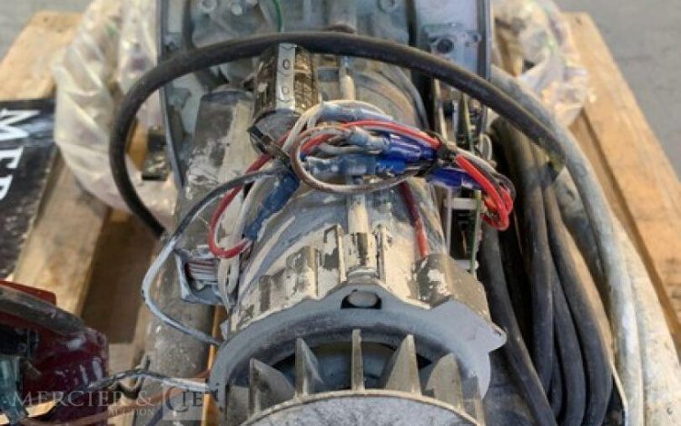 TITAN IMPACT 400  AIR011111