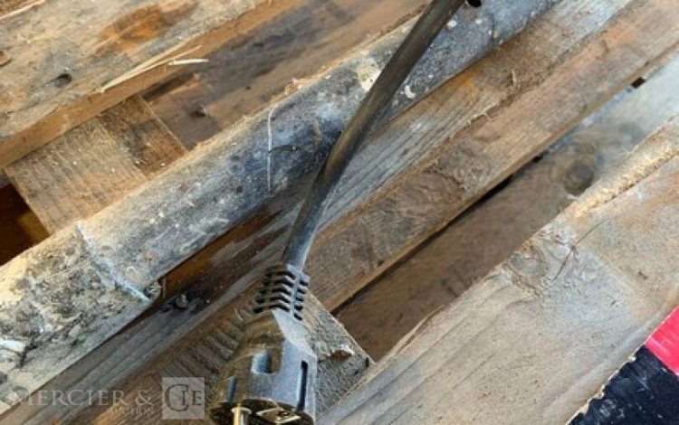 TITAN IMPACT 400  AIR011111