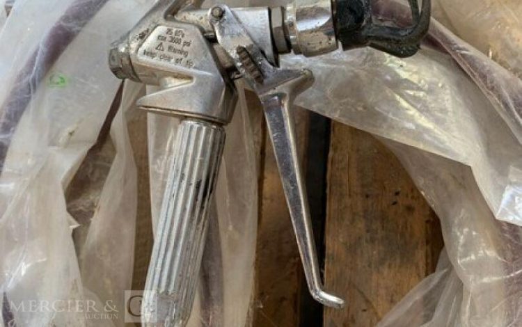 TITAN IMPACT 400  AIR011345