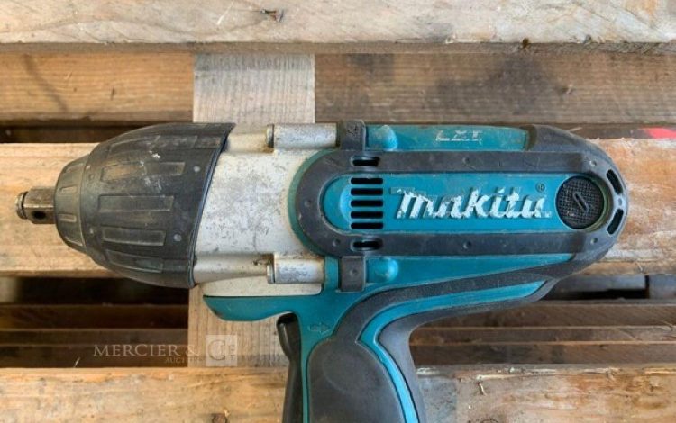 MAKITA BTW450 RFE  BOU010009