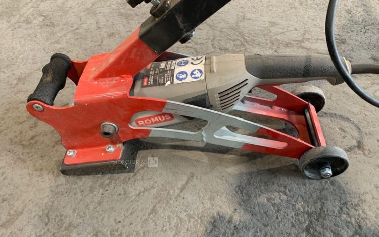 ROMUS STRIPPER FLOOR BS-5  DEC011077