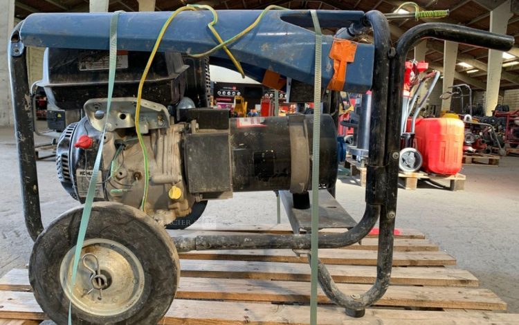 SDMO PERFORM 4500  GRO010971