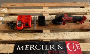 MILWAUKEE M18CAG125XPDB  ME1010383