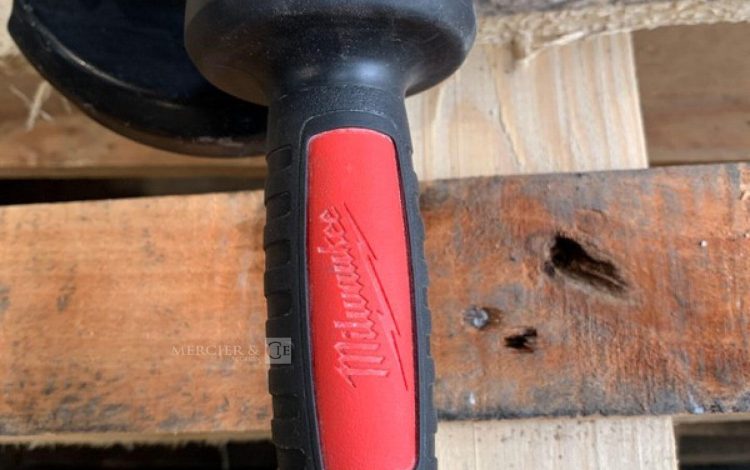 MILWAUKEE M18CAG125XPDB  ME1010383