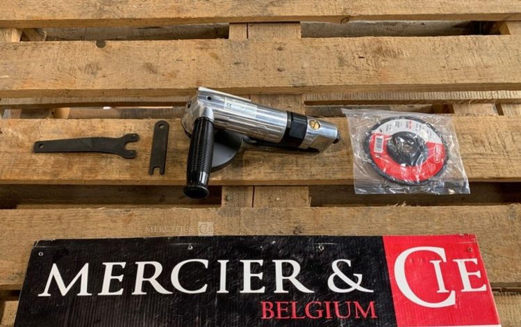 GRINDER LA422-EU  MED010064