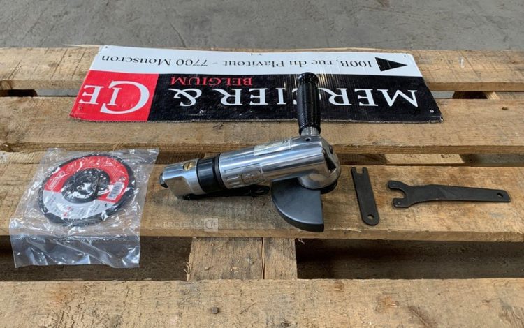 GRINDER LA422-EU  MED010064