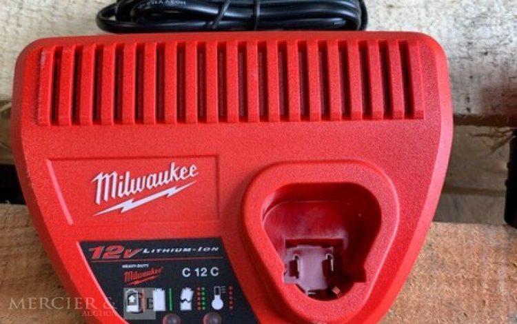 MILWAUKEE   MIL010000