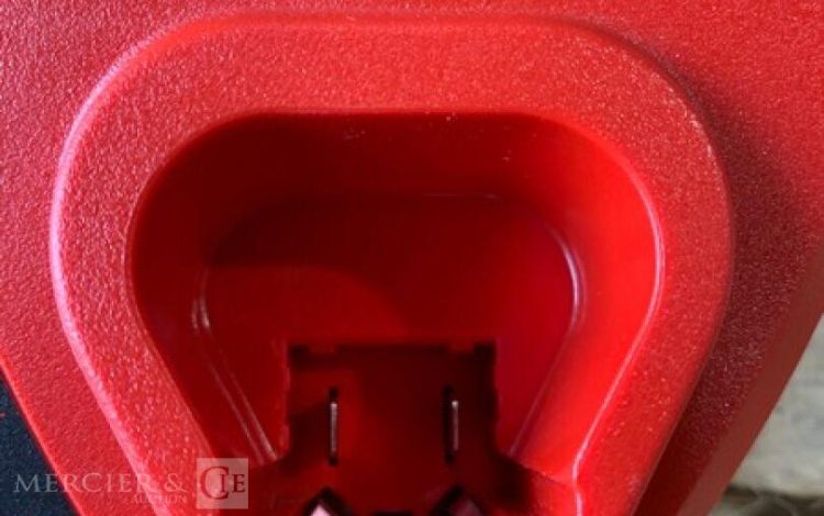 MILWAUKEE M12CH-202X  MIL010001