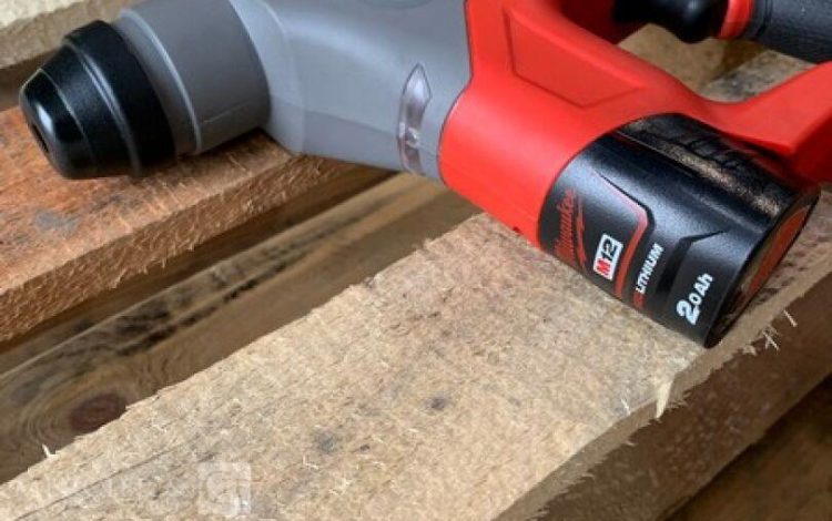 MILWAUKEE M12CH-202X  MIL010001