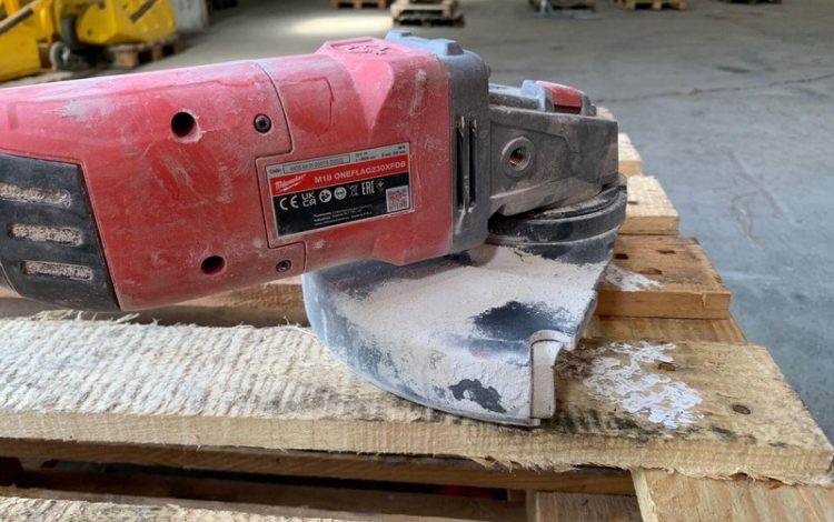 MILWAUKEE   MIL010000