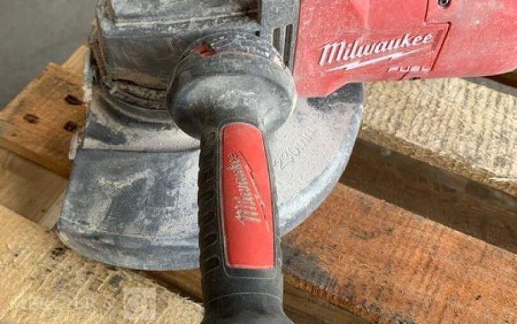 MILWAUKEE   MIL010000