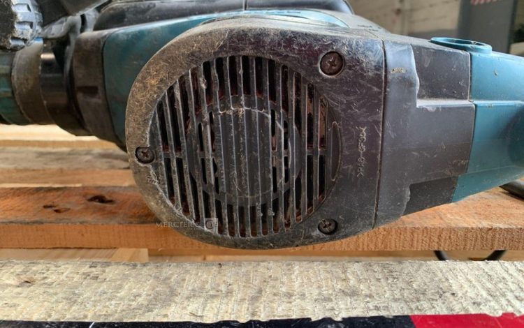 MAKITA HM1213C  PIQ011172