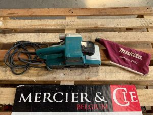 MAKITA 9404  PON011055