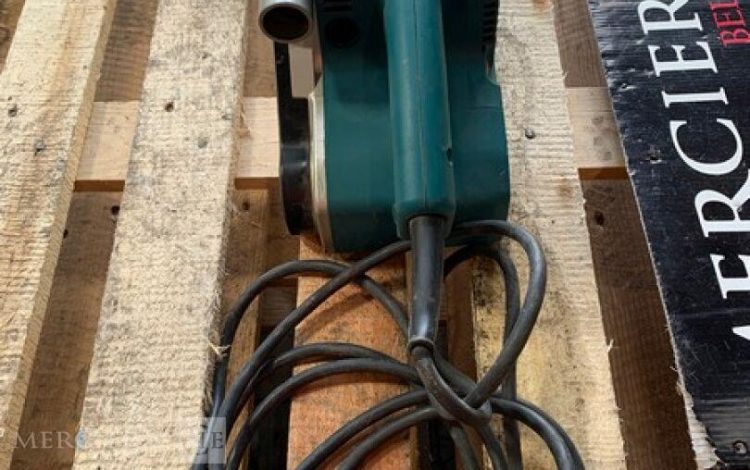 MAKITA 9404  PON011055