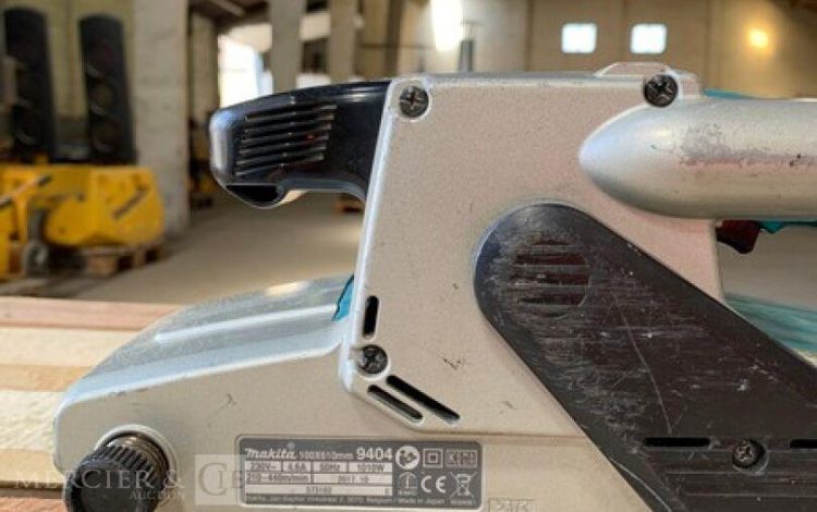 MAKITA 9404  PON011055